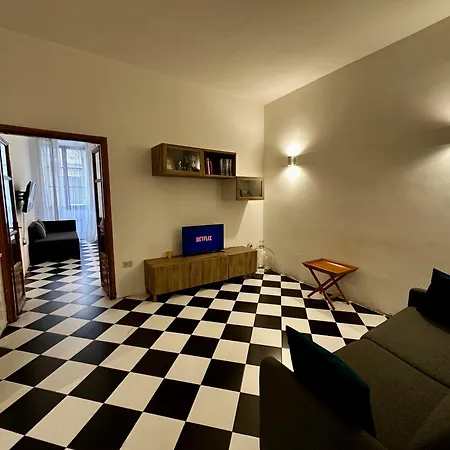 Lägenhet Dimora Del Ghetto *