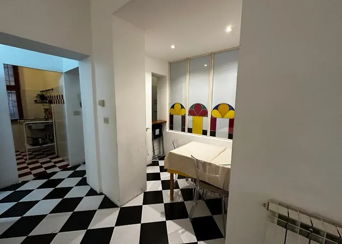 شقة Dimora Del Ghetto