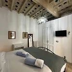 Appartamento Dimora Del Ghetto *